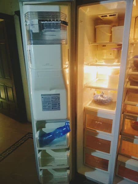 LG Double Door Refrigerator (fridge) No frost 1