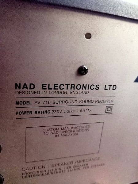 amplifier NAD AV716 3