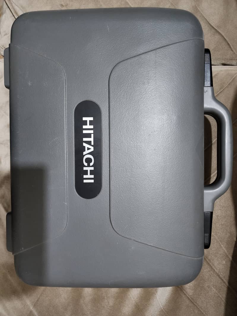 Hitachi Video Camera/ Recorder VM-2780E (AV) 3