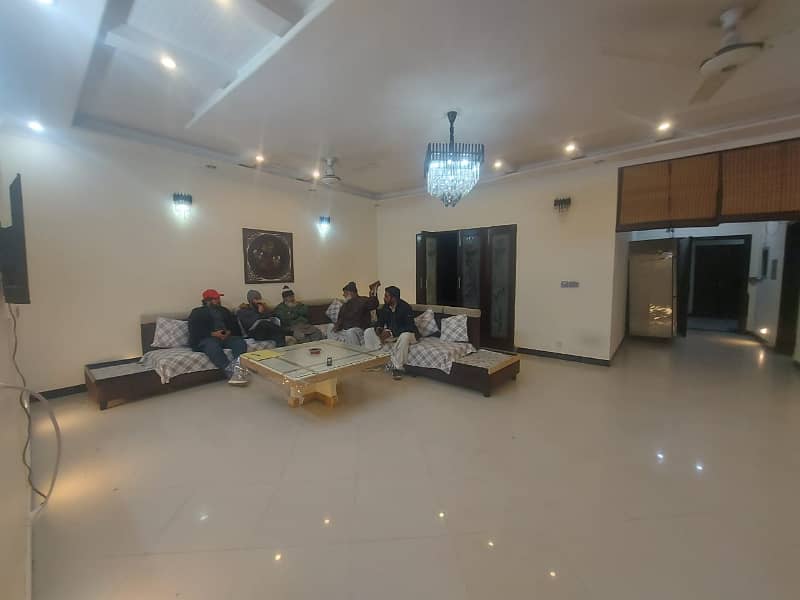 1 KANAL LOWER PORTION FULL FURNISHED FOR RENT IN JOHAR TOWN PHASE 1 14