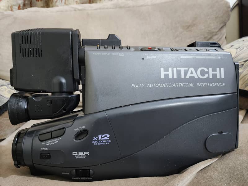 Hitachi Video Camera/ Recorder VM-2780E (AV) 14
