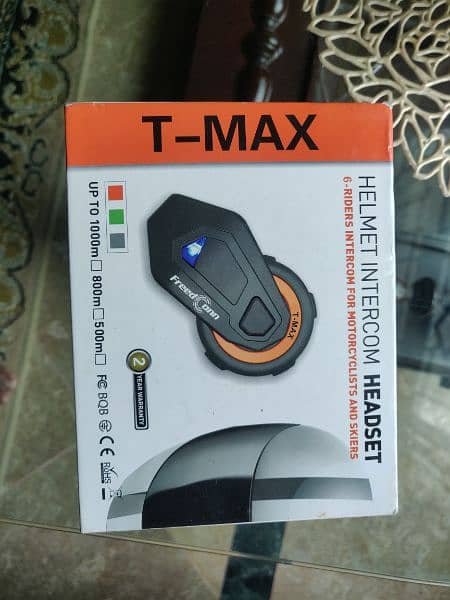 Tmax freedcon intercom bluetooth helmet device 1