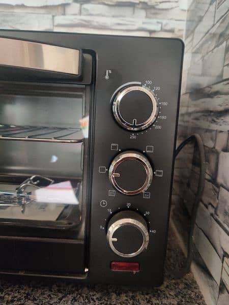Baking oven for sale Life relax company new condition 1
