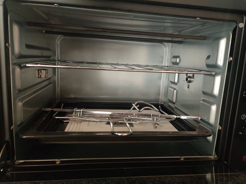 Baking oven for sale Life relax company new condition 2