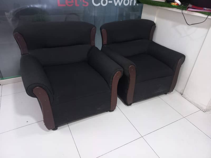 Quality Office Sofa Set for Sale - Excellent Condition 4