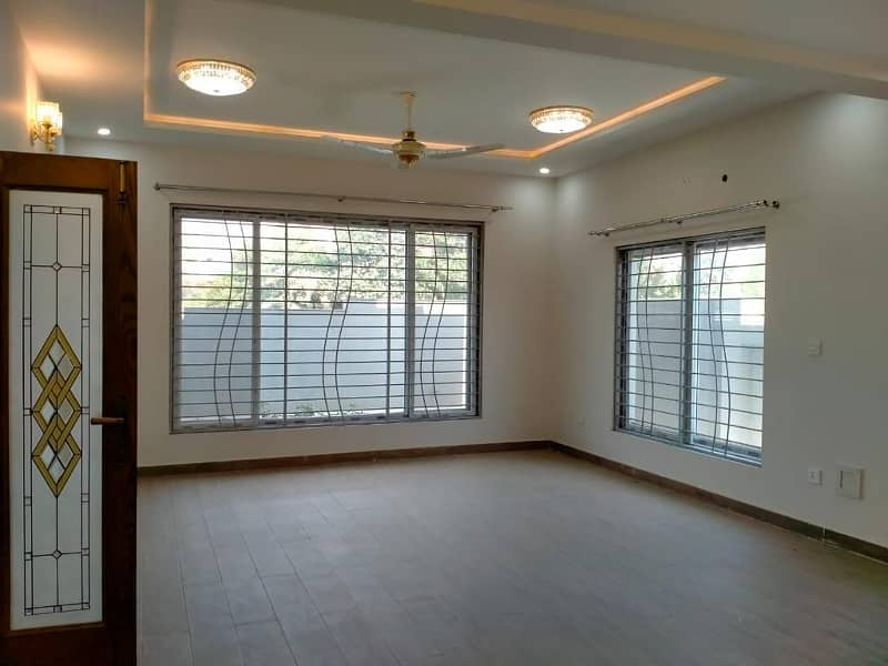 1 KANAL BRAND NEW DESIGNER BEAUTIFUL HOUSE FOR RENT ON BOULEVARD DHA 2 SECTOR J ISLAMABAD 10