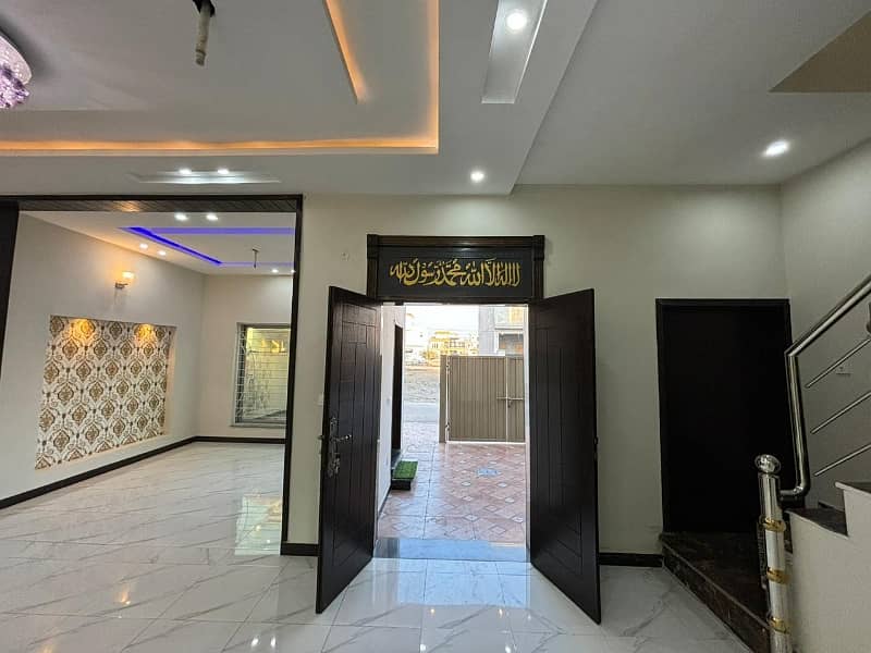 Tripple Storey 5 Marla House For sale In Central Park - Block A1 Lahore 26