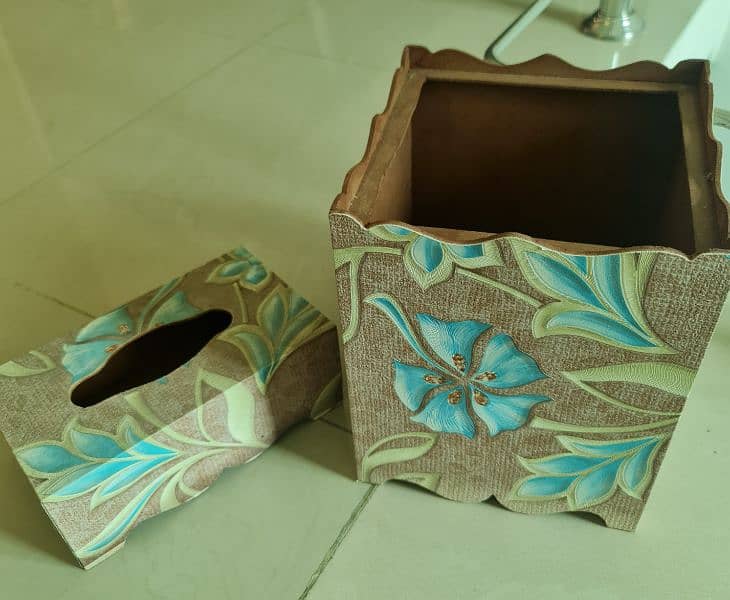 decorative tissue box with dust bin 1