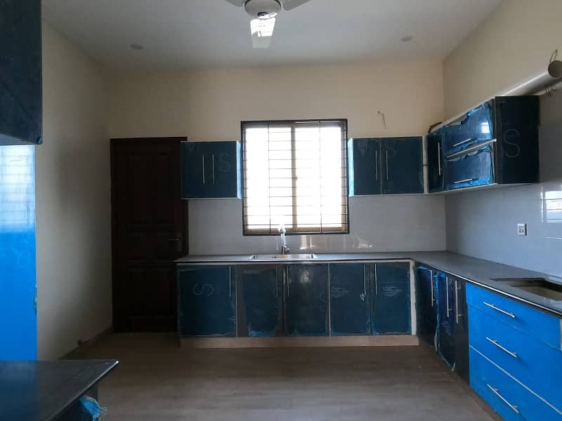500 YARD 3 UNIT HOUSE FOR RENT DHA PHASE 8 7