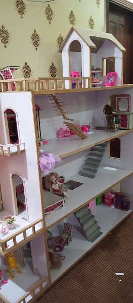 doll house wooden 1