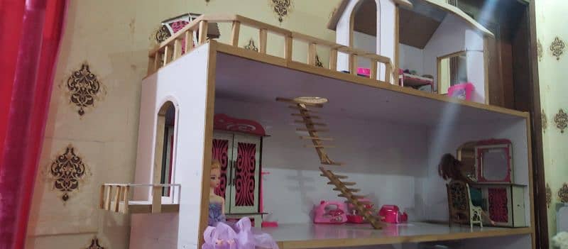 doll house wooden 2