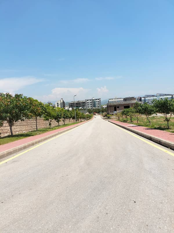 8 Marla plot for sale sector: N , Bahria enclave Islamabad 7