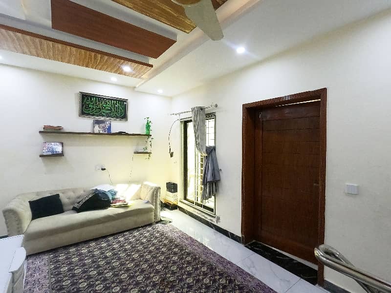 A Prime Location House Of 7 Marla In Rs. 32500000 16