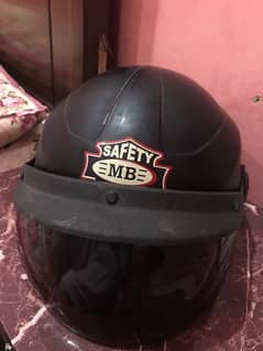 Helmet 10/10 condition 0