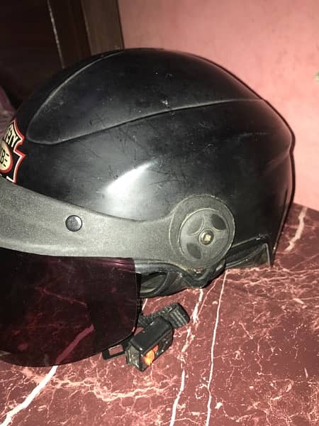 Helmet 10/10 condition 1
