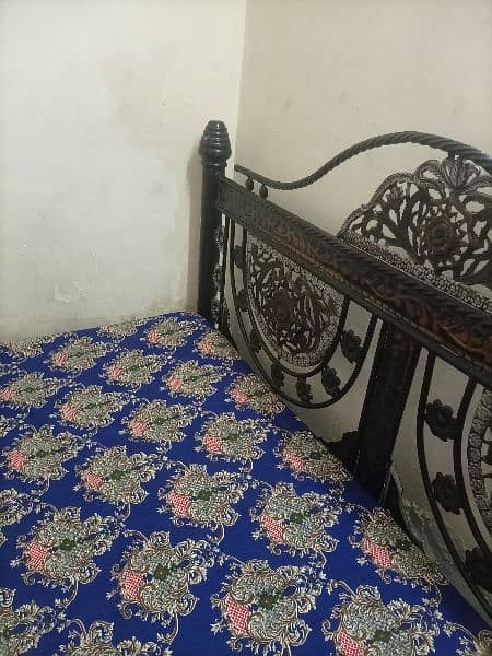 king size iron bed for sell 4