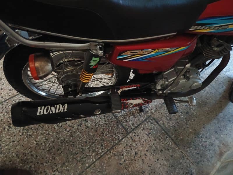 Honda 125 lush candation original bike new tyer exchange CD70 up model 4