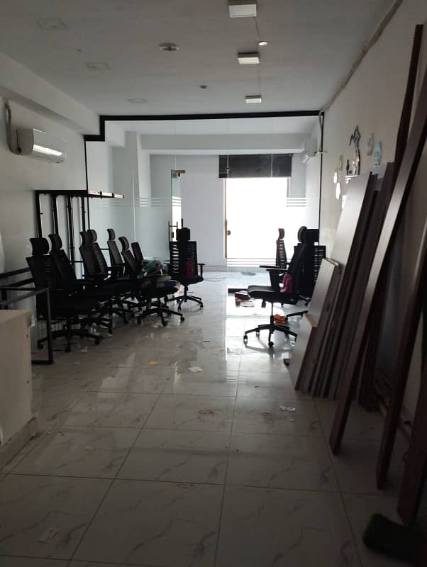 2500 Sqft Office For Rent | Al Hafeez Executive Tower | Gulberg Lahore 5