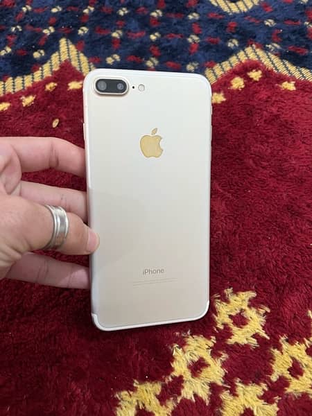 iPhone 7plus 128gb pta approved 1