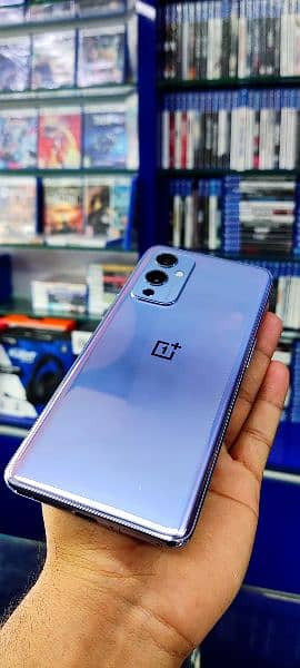 OnePlus 9 12/256Gb Available 4