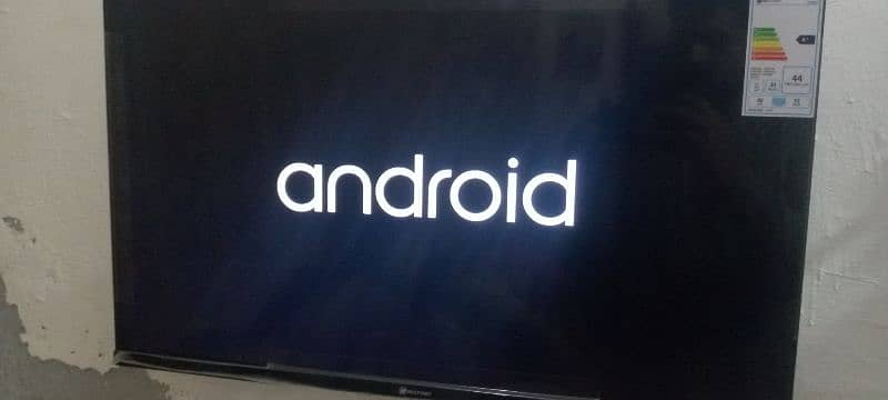 32 inch Android LED borderless 0
