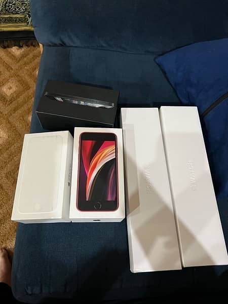iPhone boxes iPhone se iPhone 6 Apple Watch 6 and 8 series 6
