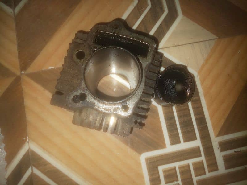 97cc alter cylinder with piston 2