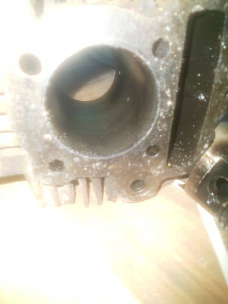 97cc alter cylinder with piston 4