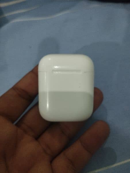 Apple Air Pods 2nd Generation 5