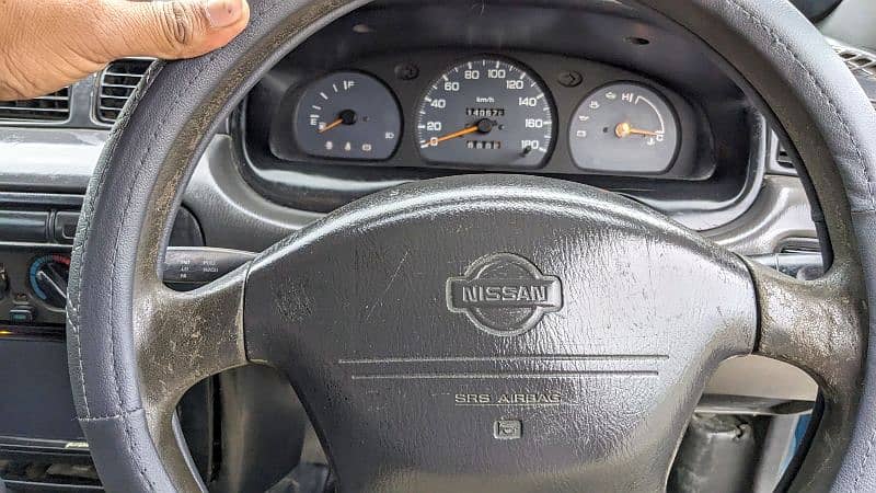 Nissan Sunny EFI 11