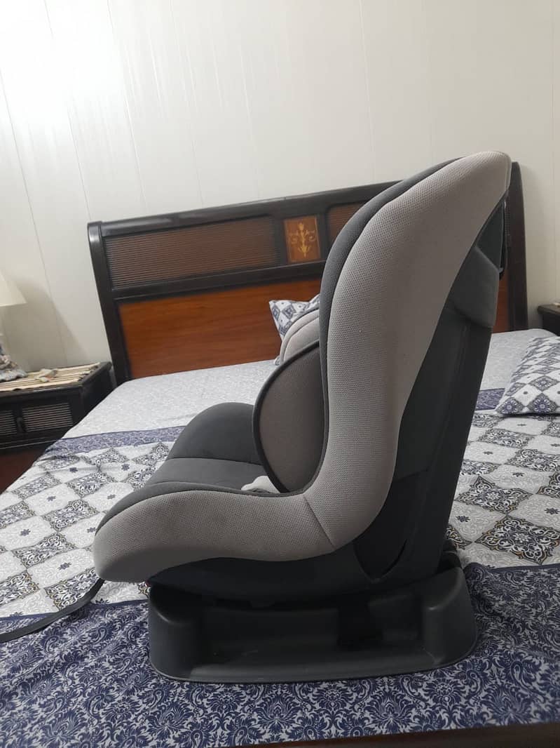 Baby car seat for sale 2