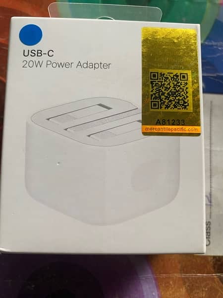 USB-C 20W power . ADAPTER 1year all Garanty 0