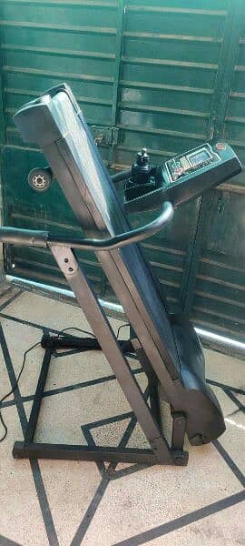 Green master electrical treadmill for sale 0316/1736/128 whatsapp 12