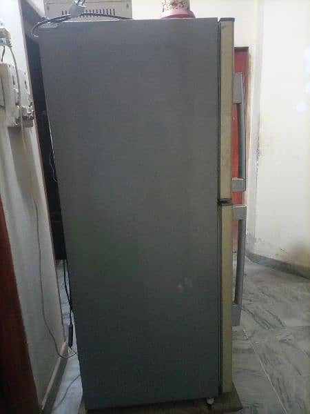 Refrigerator changhong Ruba 4