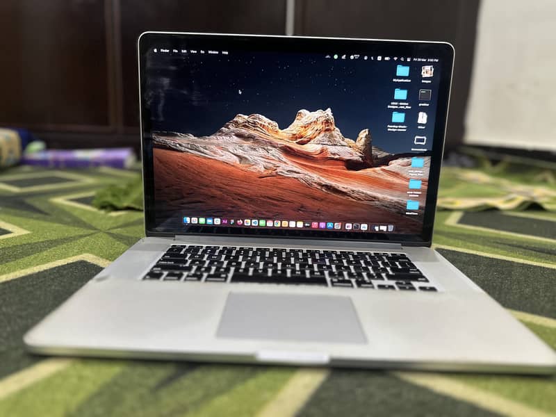 MacBook Pro (Retina, 15-inch, Mid 2015) 5