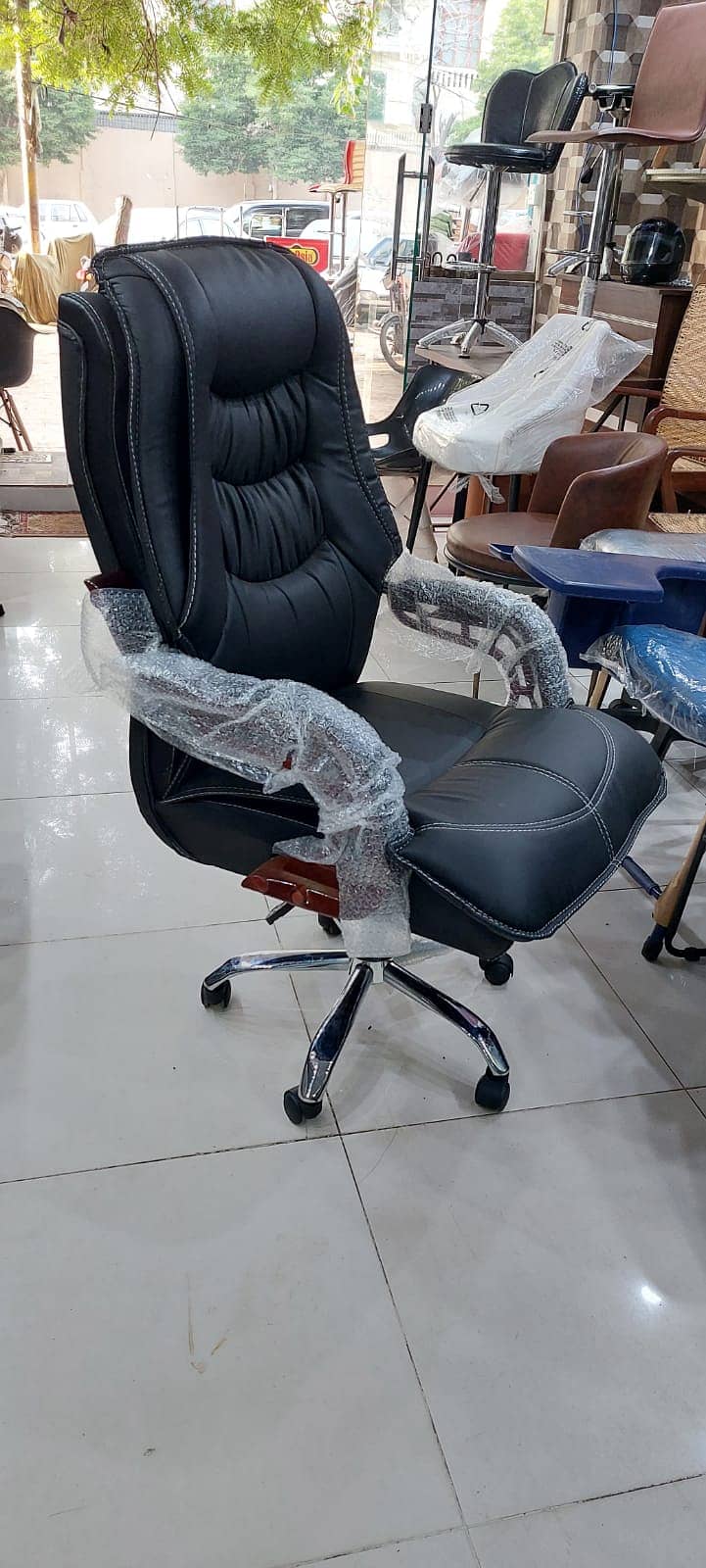 office sofa for sale | office chair | office furniture revolving chair 3