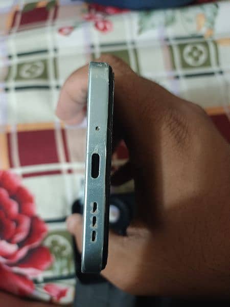 redmi 13c only 2 month used neat and clean 4