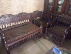 Wooden Sofa in Good Condition 0