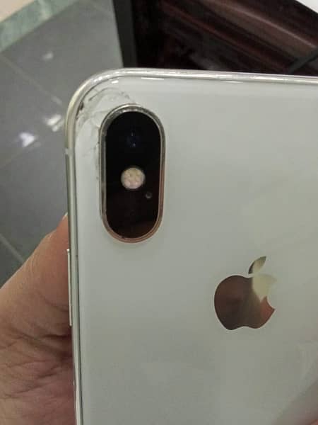 Iphone x with box 64 PTA APPROVED Read Add 3