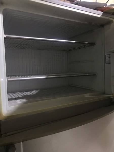Dawlance Refrigerator Full Size for sale 2