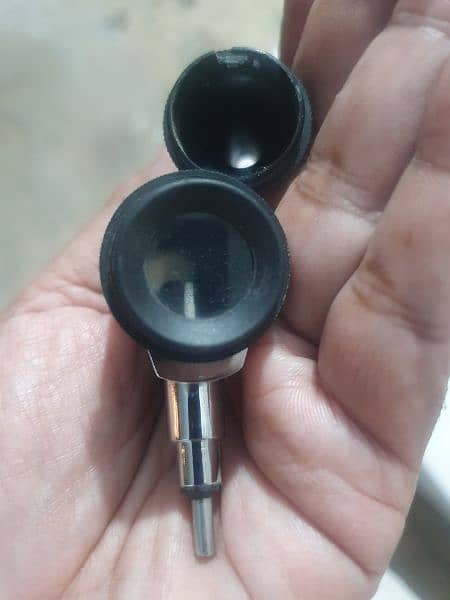 otoscope head 1