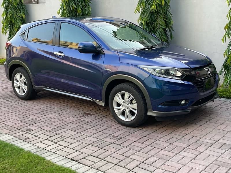 Honda vezel X sensing 1