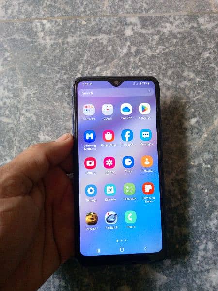 Samsung S10 good condition 8by10 4