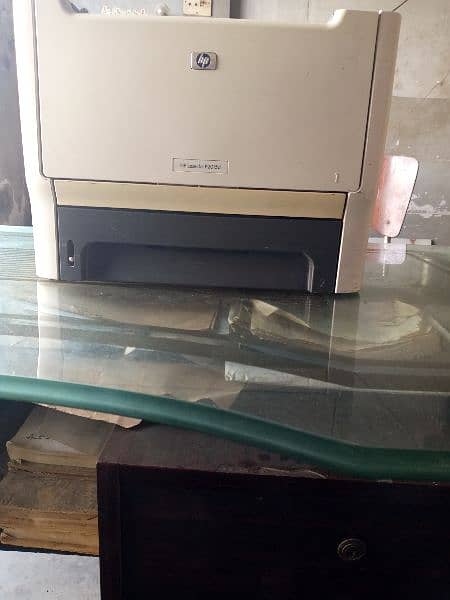 HP laserjet printer 2