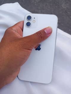i phone 11 64 gb white all original 10/9.5 condition 0