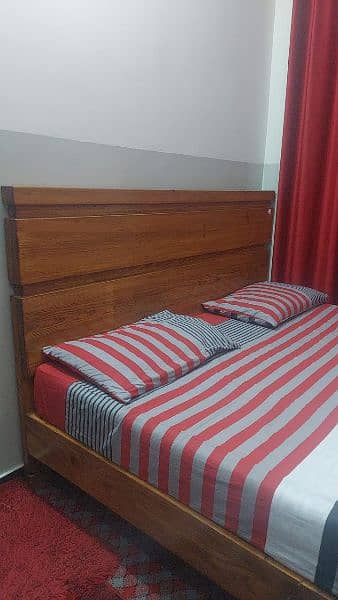 Solid Wood Bed With Two Side Tables 1