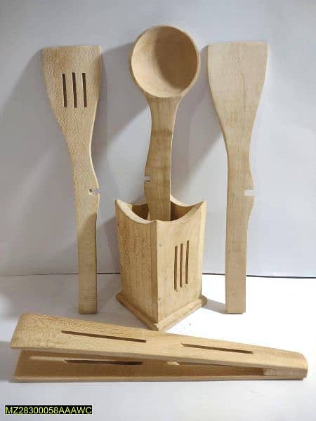 5 pices utensil set with sculpture  holder 0