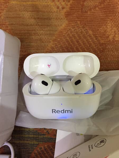 New Earbuds for sale 2