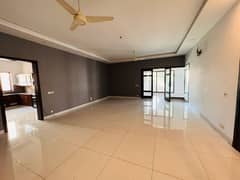 One Kanal House For Rent Garden Town 0
