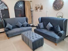 New Elegant Sofa Set with Puffey 0